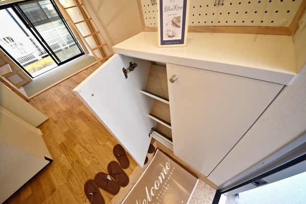 チトカラアパートメントの物件内観写真